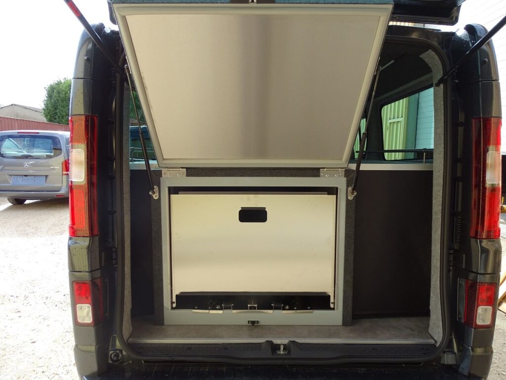 Corbillard mixte Renault Trafic Neuf