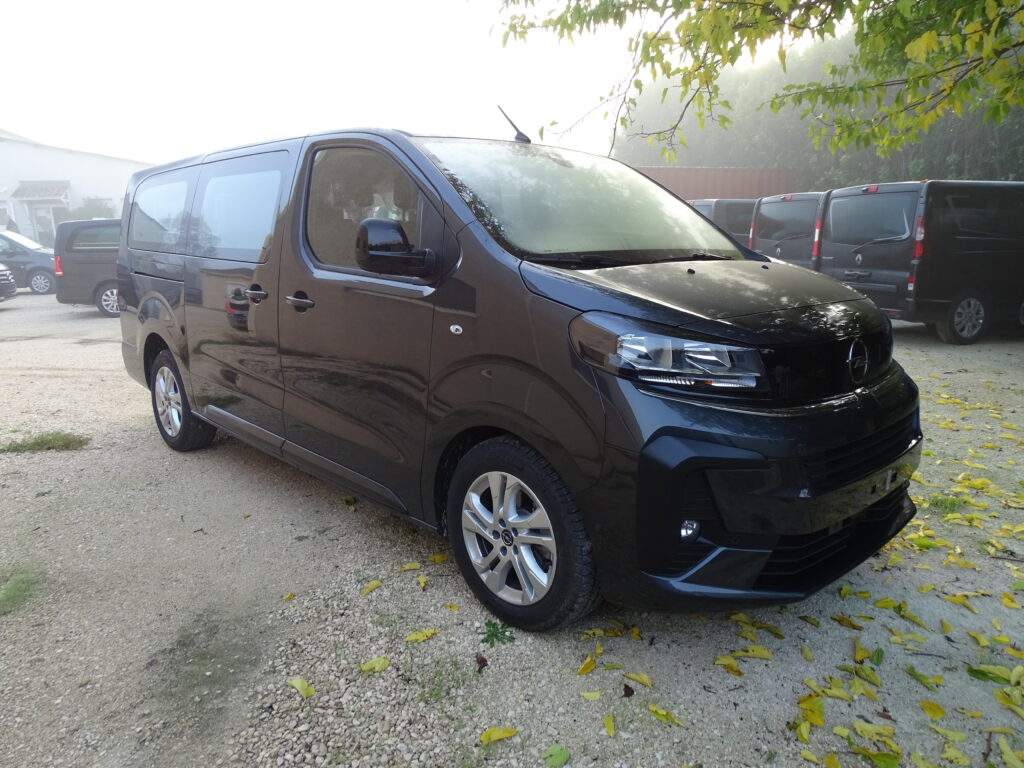 Corbillard Opel Vivaro